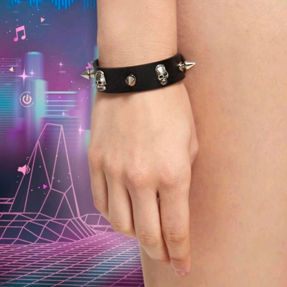 2 Black vegan leather skull & spike bracelet New